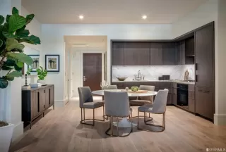 Photo #1: 422710140 Listing 