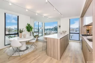 Photo #3: 422710426 Listing 