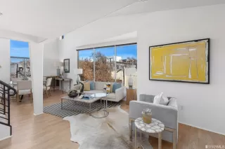 Photo #6: 422710509 Listing