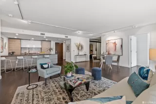 Photo #1: 422710633 Listing