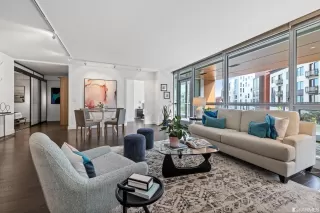 Photo #4: 422710633 Listing