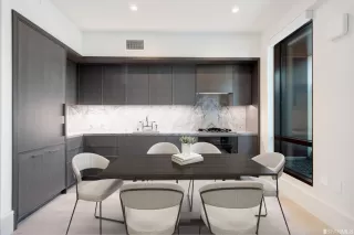 Photo #4: 422710664 Listing 