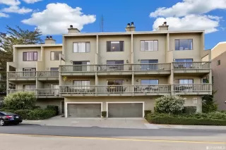 Photo #2: 422711287 Listing 