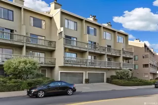 Photo #3: 422711287 Listing 