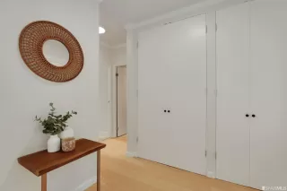 Photo #3: 422711406 Listing