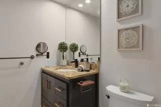 Photo #5: 422711406 Listing