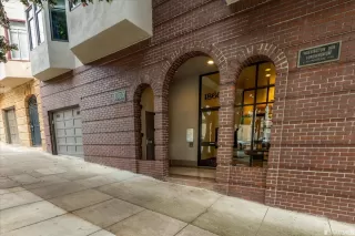 Photo #5: 422711446 Listing 