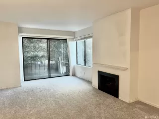 Photo #4: 422711450 Listing 