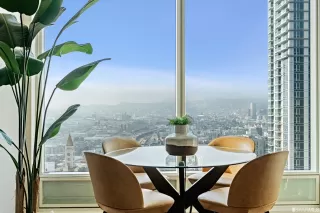 Photo #3: 422711523 Listing 