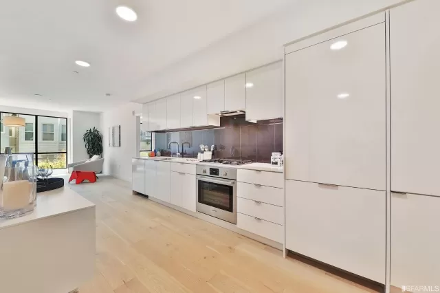 MLS: 422711755 Condo For Sale