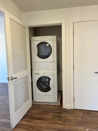 Photo #6: 422712013 Listing 