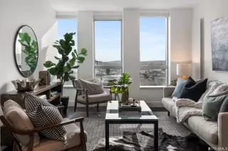 Photo #3: 422712343 Listing