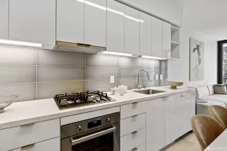 Photo #2: 422712481 Listing