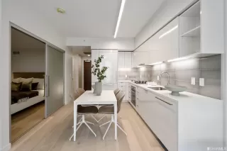 Photo #4: 422712481 Listing