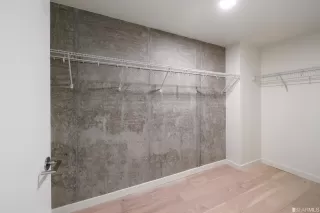 Photo #6: 422712484 Listing