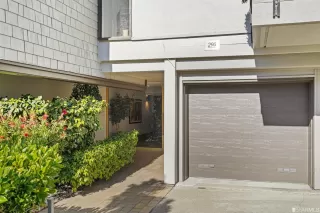 Photo #2: 422712529 Listing 