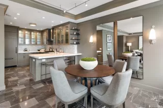 Photo #3: 422712606 Listing 