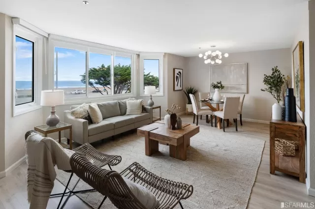 MLS: 422712804 Condo For Sale