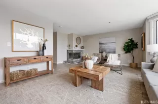 Photo #3: 422712804 Listing 