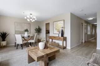 Photo #4: 422712804 Listing 