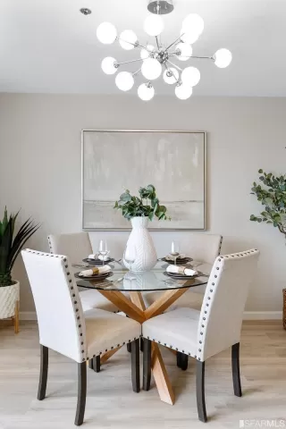 Photo #5: 422712804 Listing 