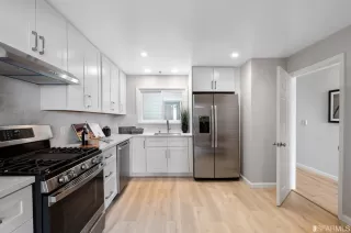 Photo #6: 422712804 Listing 