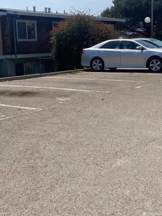 Photo #3: 422712828 Listing