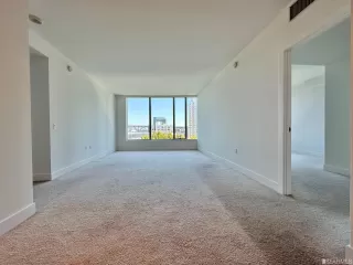 Photo #3: 422713360 Listing 