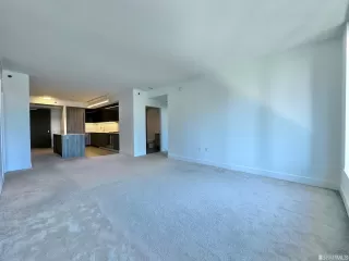 Photo #6: 422713360 Listing 