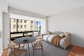 Photo #1: 422713386 Listing