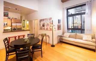 Photo #5: 422713459 Listing 