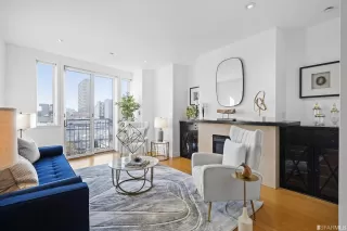 More Details about MLS # 423713733 : 1725 WASHINGTON STREET #16