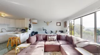 Photo #6: 423714079 Listing