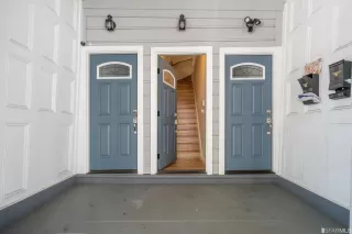 Photo #2: 423714172 Listing 