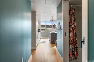 Photo #6: 423714444 Listing 