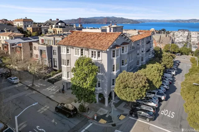 MLS: 423714453 Condo For Sale