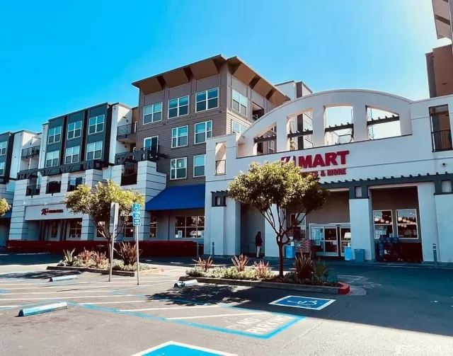 MLS: 423714894 Condo For Sale