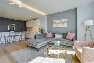 Photo #3: 423715012 Listing