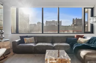 Photo #4: 423715090 Listing