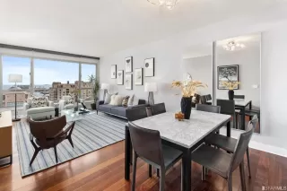 Photo #4: 423715168 Listing 