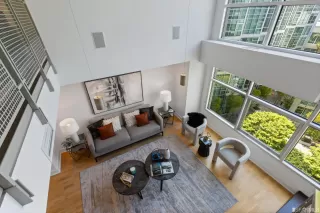 Photo #2: 423715190 Listing