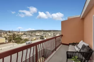 Photo #4: 423715276 Listing 