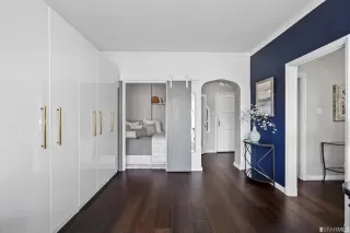 Photo #6: 423715320 Listing 