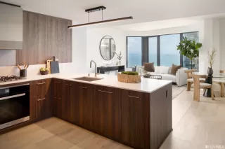 Photo #2: 423715368 Listing