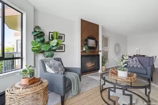 Photo #5: 423715888 Listing 