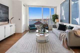 Photo #3: 423715966 Listing 