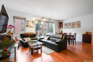 Photo #2: 423716250 Listing 