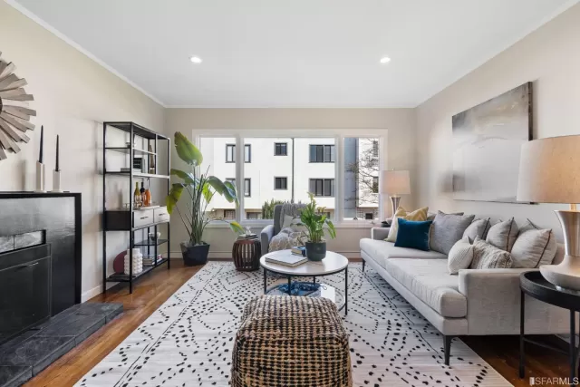 MLS: 423716266 Condo For Sale