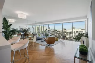 Photo #3: 423716440 Listing