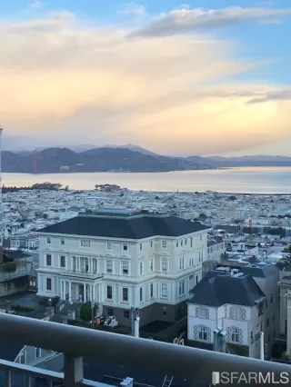 Photo #5: 423716476 Listing